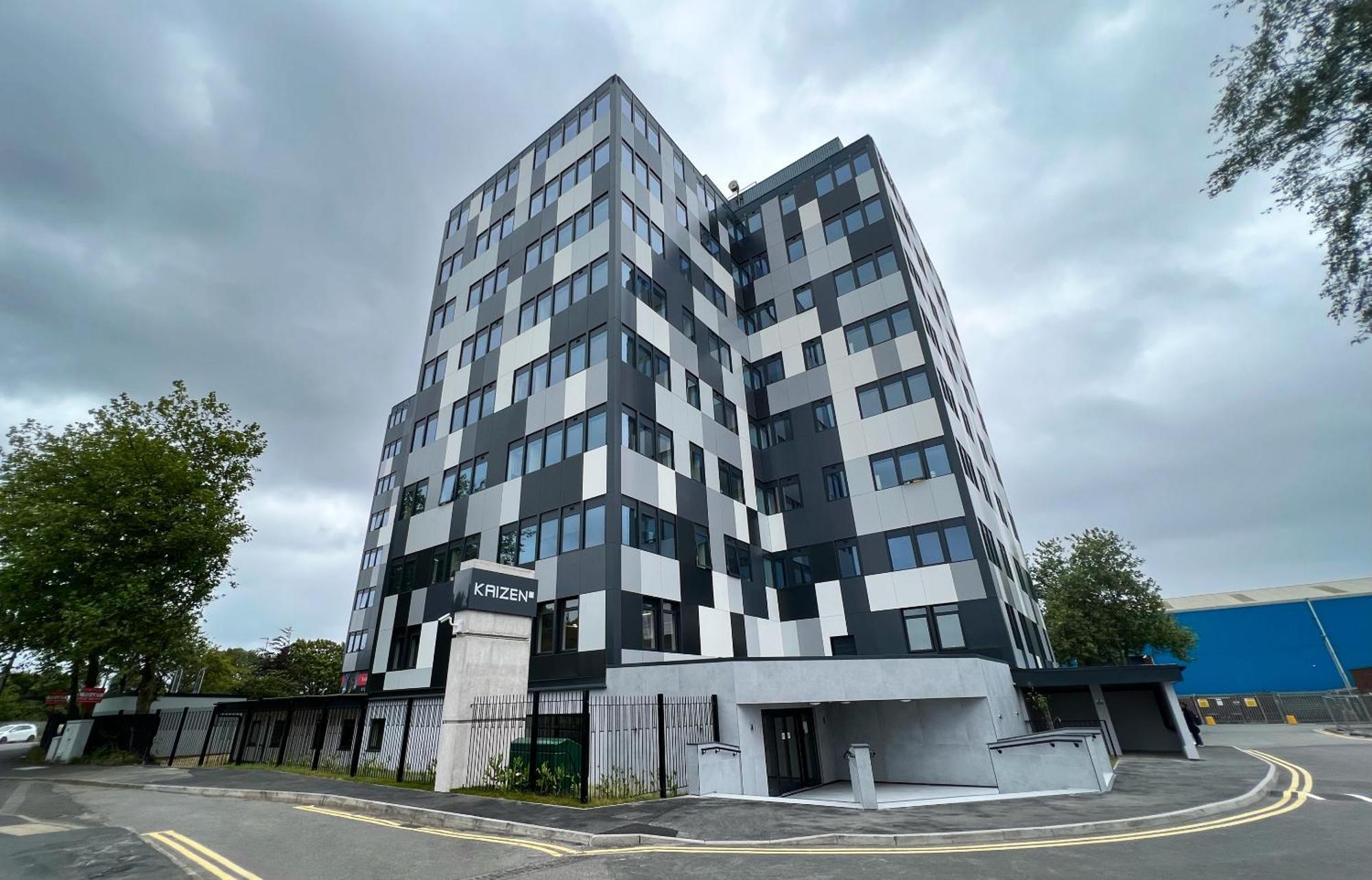 The Kaizen Apartment West Bromwich Exterior photo