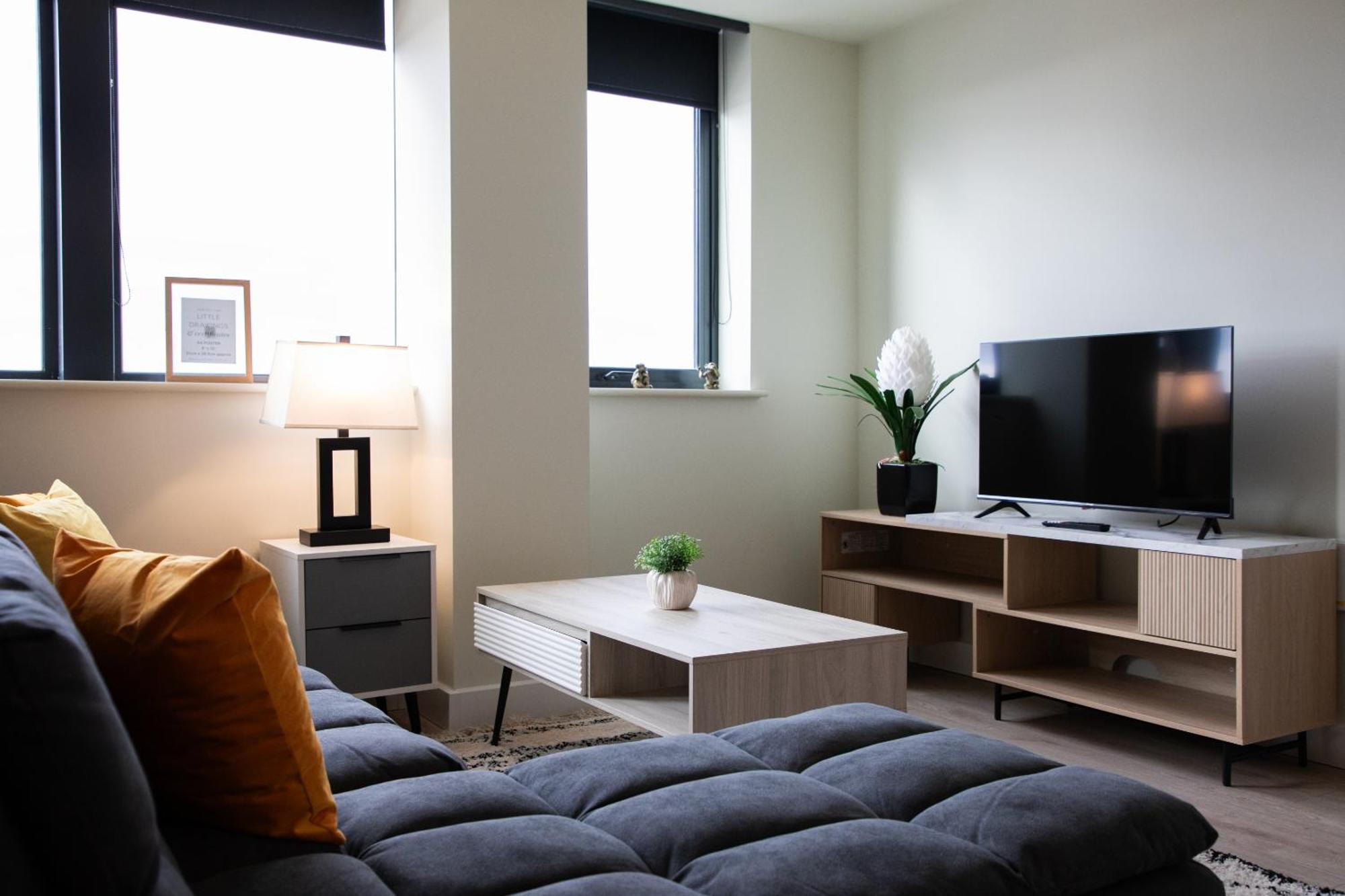 The Kaizen Apartment West Bromwich Room photo