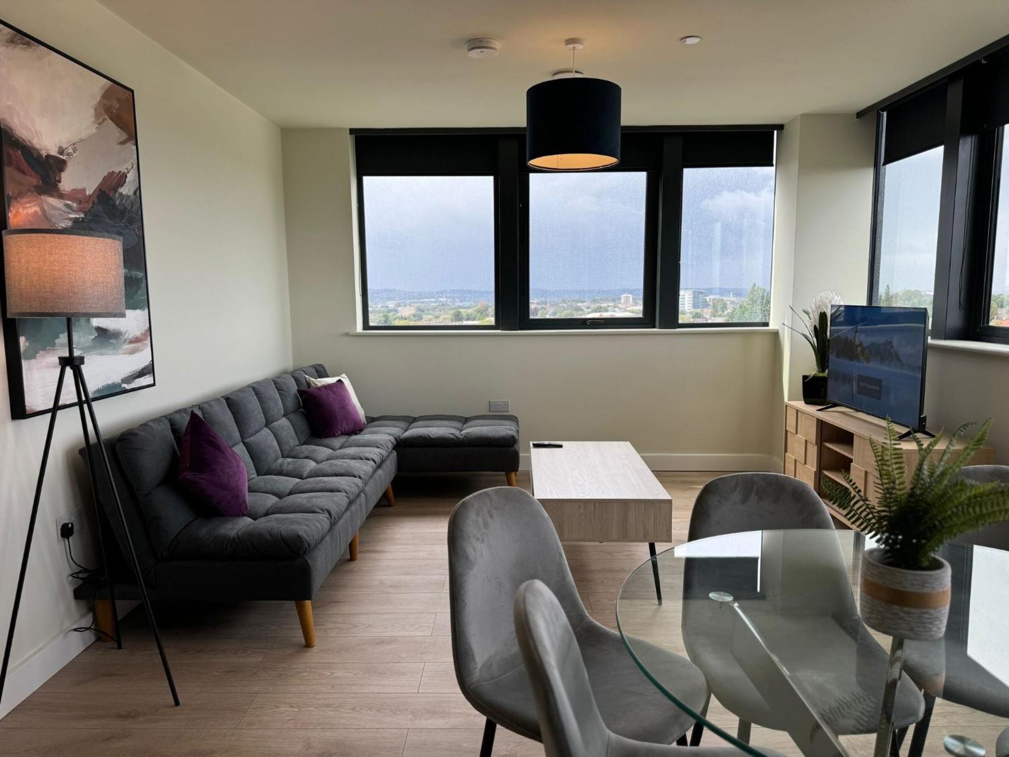 The Kaizen Apartment West Bromwich Exterior photo