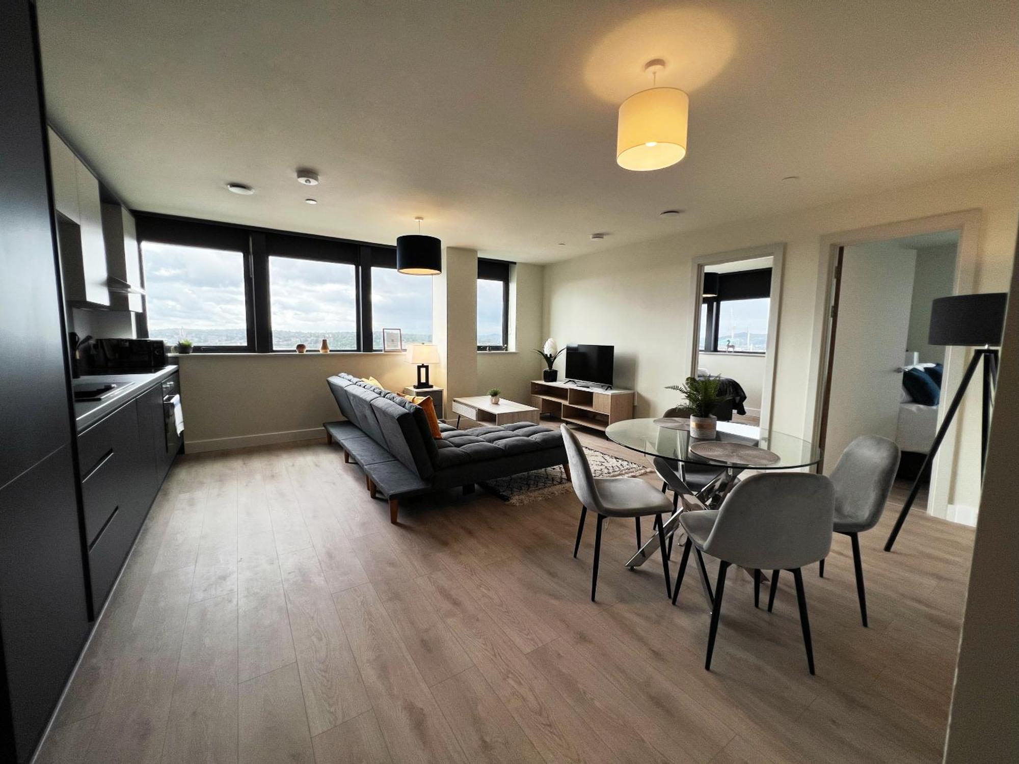 The Kaizen Apartment West Bromwich Room photo