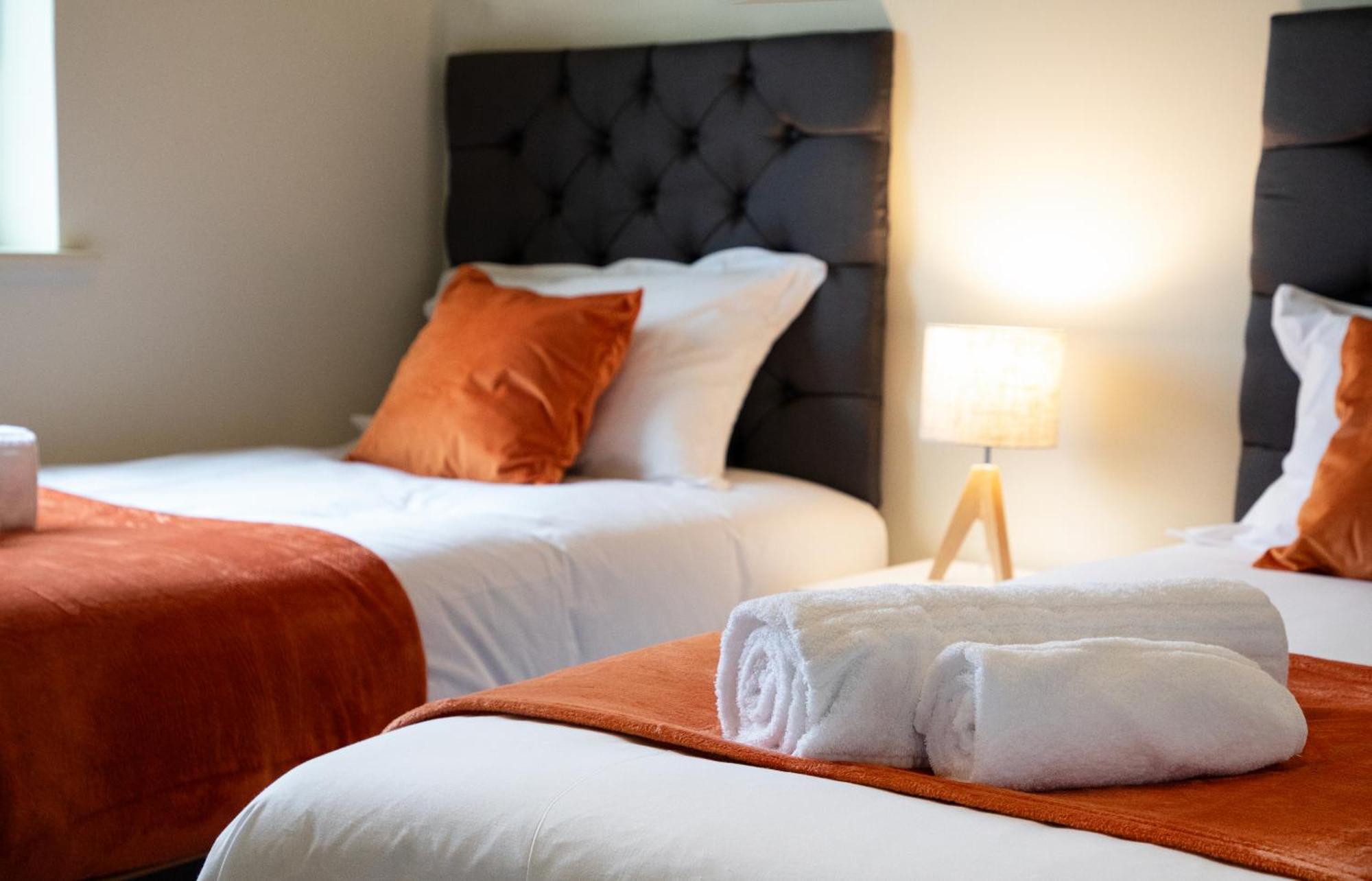 The Kaizen Apartment West Bromwich Room photo